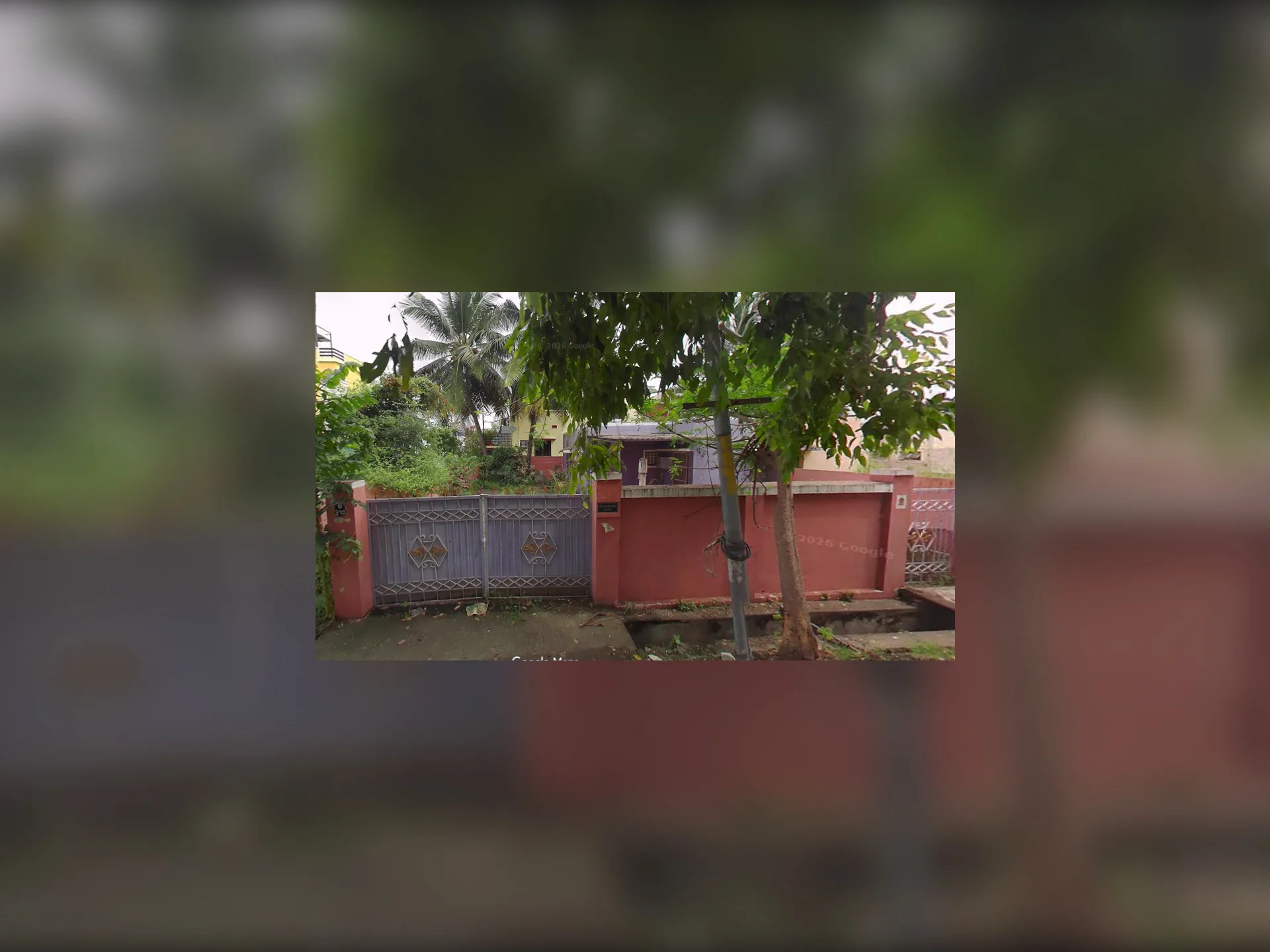 Old house for sale with 4.25 Cents near Hudco Colony - image 1